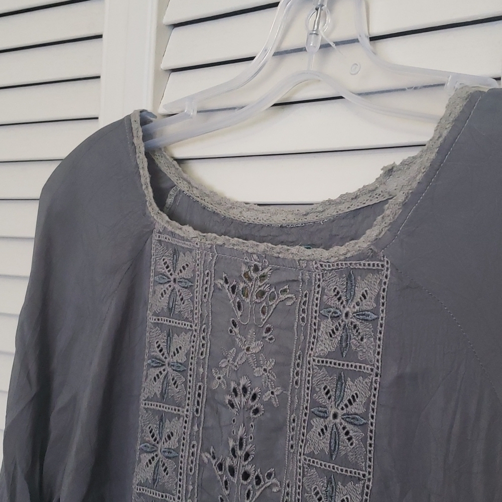 Johnny Was Boho Embroidered Lace Tunic Top, Grey, Size XS - Picture 3 of 13